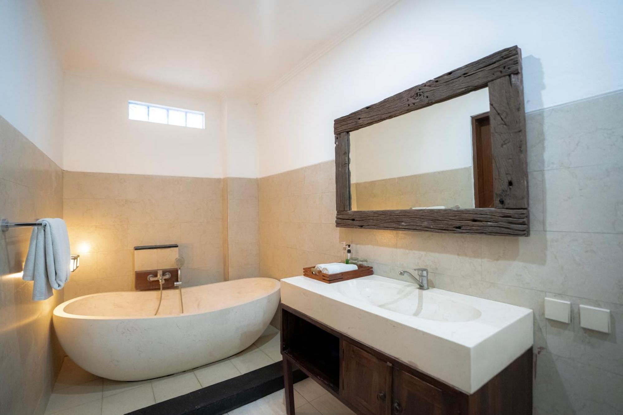 Kusuma Living And Villa Seminyak Eksteriør bilde